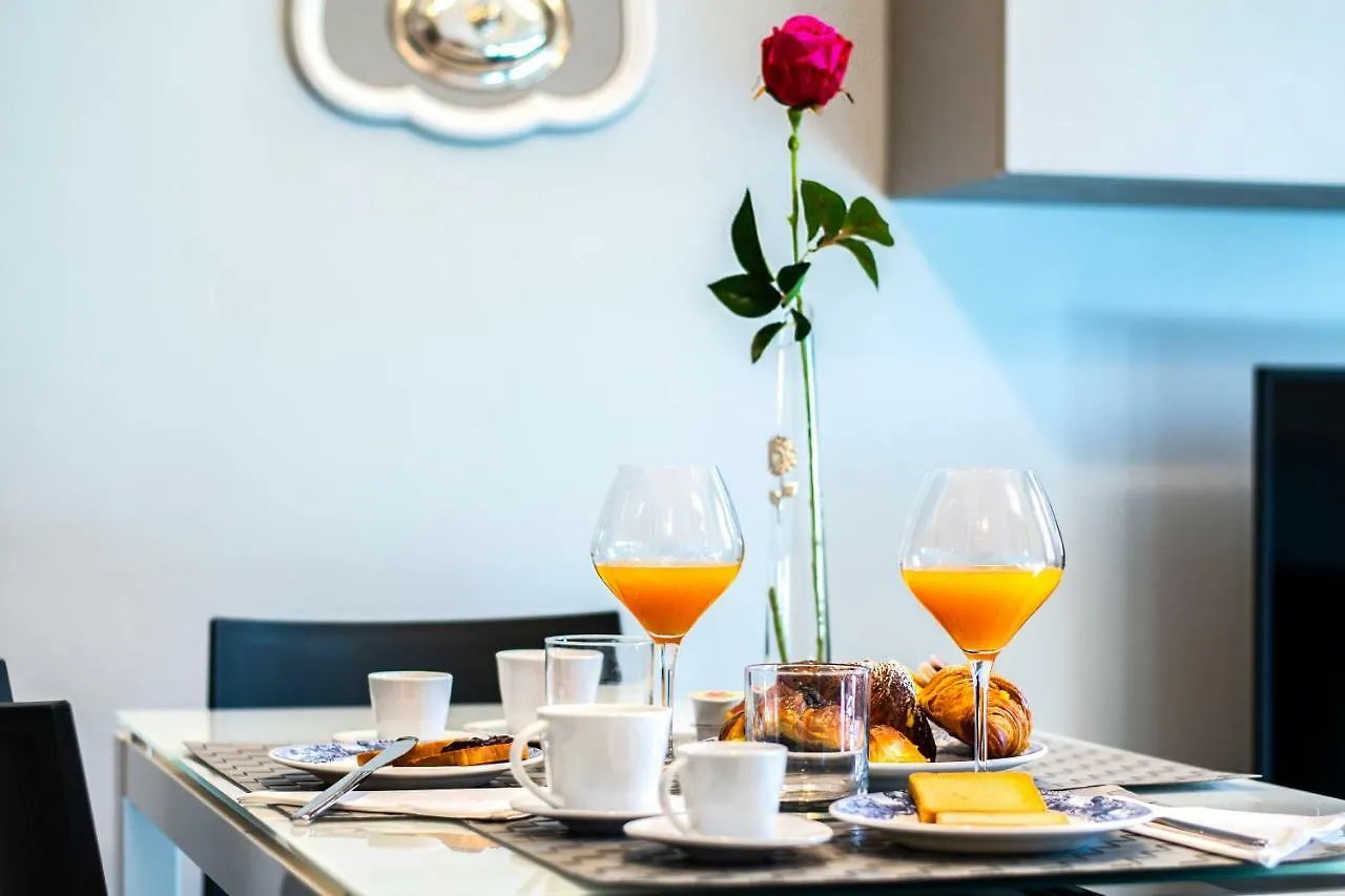 Oltrarno Lily Suite Florence