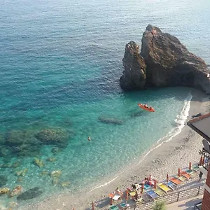 Great Location Private Entrance , Monterosso al Mare Italy